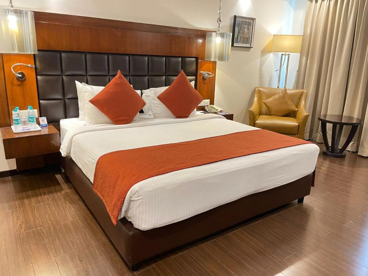 Paradigm Sarovar Portico Kakinada Ngoại thất bức ảnh